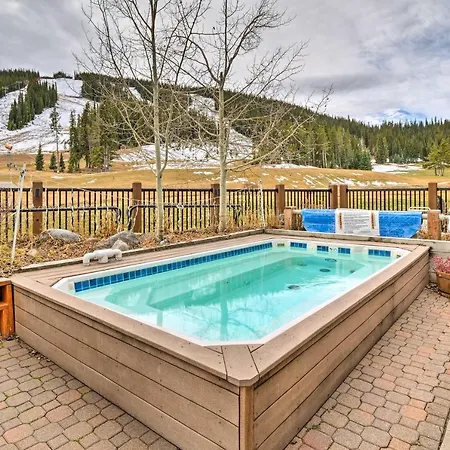 Copper Mountain Ski-Inandski-Out Condo With Balcony!